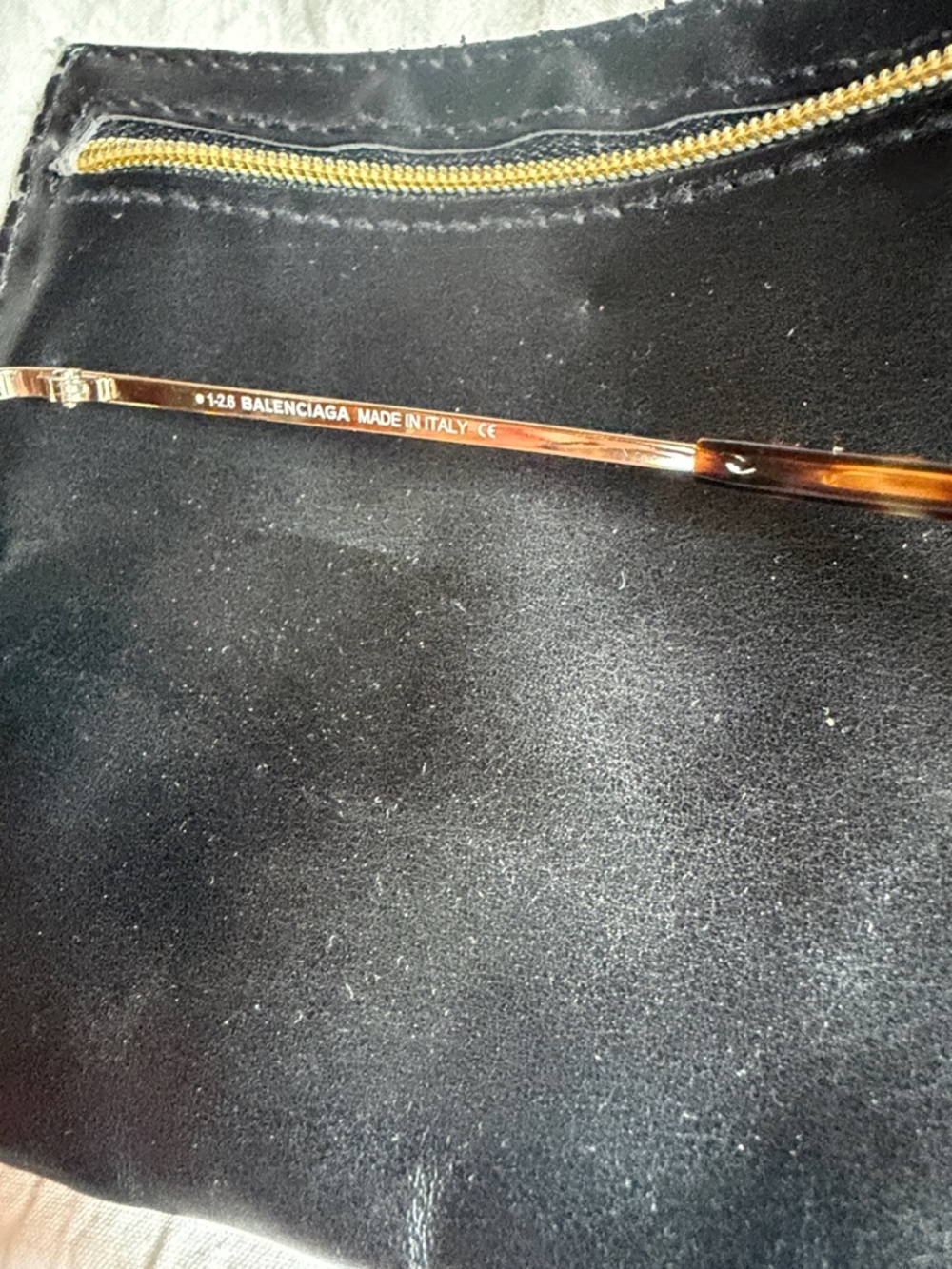 Balenciaga Black Leather Zip Pouch with Gold Hardware - Picture 5 of 5